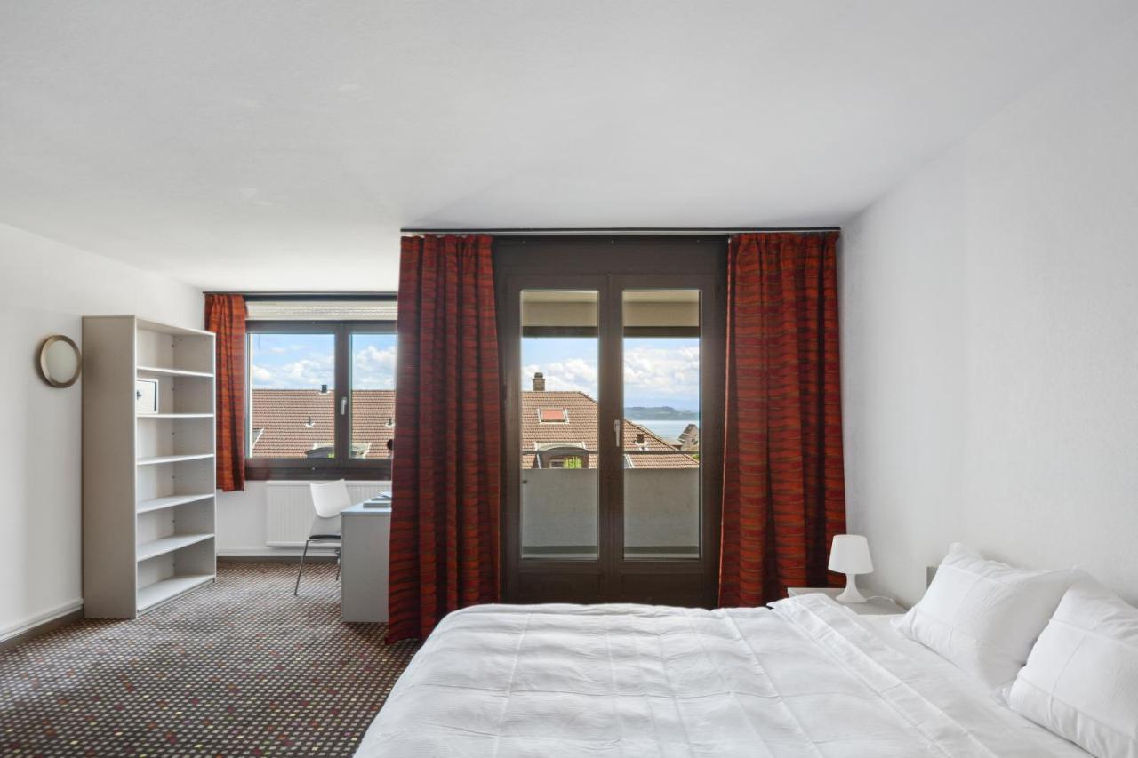 Neuchatel City Hotel Екстериор снимка
