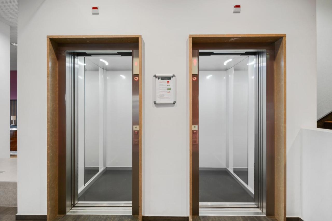 Neuchatel City Hotel Екстериор снимка