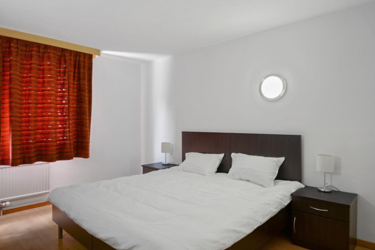 Neuchatel City Hotel Екстериор снимка