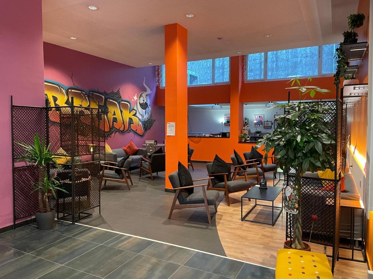 Neuchatel City Hotel Екстериор снимка