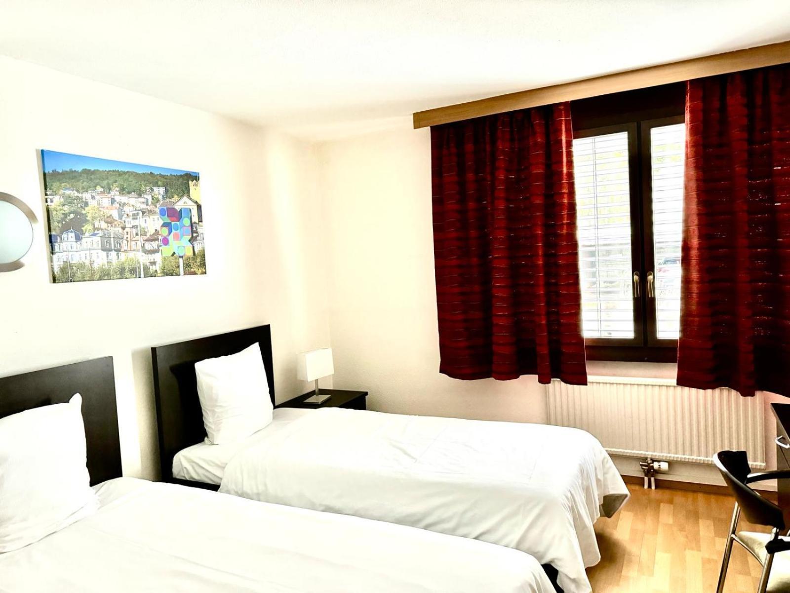 Neuchatel City Hotel Екстериор снимка