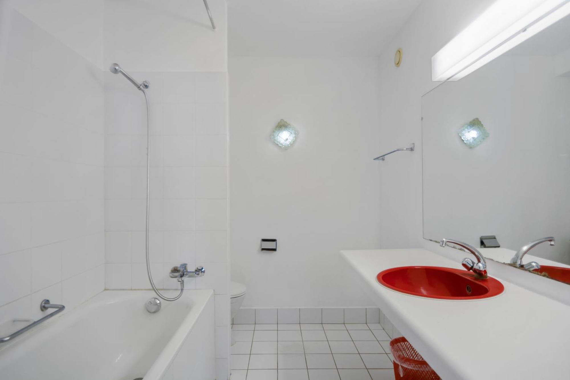 Neuchatel City Hotel Екстериор снимка